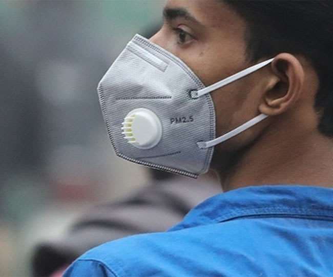 Indore News: मास्क नहीं लगाने पर प्रशासन की सख्ती, एक हजार लोगों पर कार्रवाई