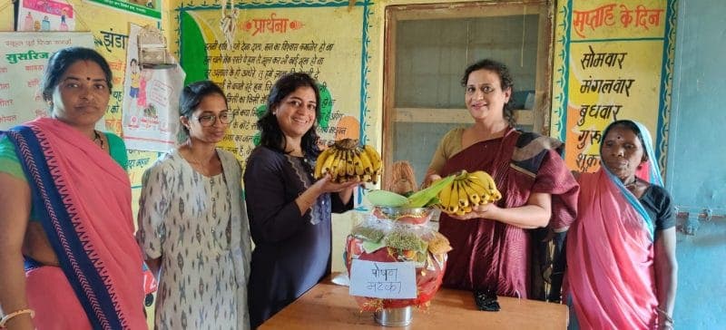 कुपोषण से मुकाबला: घर-घर चल रहा पोषण अभियान, दिया जा रहा Ready to Eat food