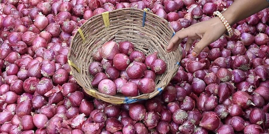 इस दिवाली लोगों को रुलाने के मूड में प्याज, बढ़े भाव