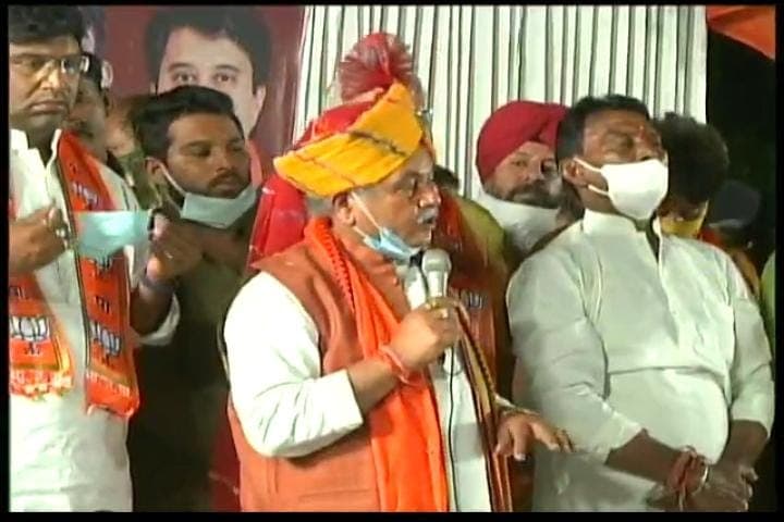 केंद्रीय मंत्री नरेंद्र सिंह तोमर का बयान- सिलावट जीते तो बढ़ेगी मेरी ताकत और सिंधिया का मान