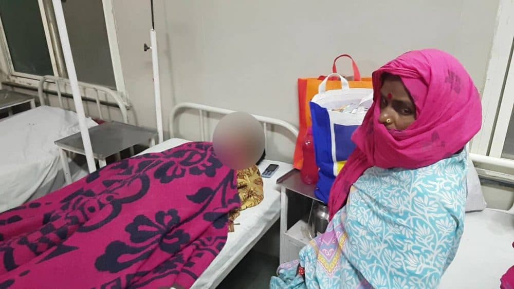 कुत्ते के विवाद को लेकर महिला की पिटाई, पीड़िता का आरोप निर्वस्त्र कर दबंगो ने पीटा