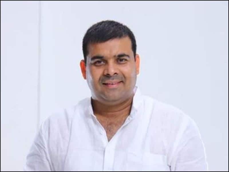 कोविड नियमों का उल्लंघन करने पर कांग्रेस प्रत्याशी पर एफआईआर दर्ज