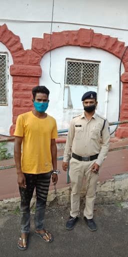 होशंगाबाद : शादी का झांसा देकर कर रहा था 3 साल से दुष्कर्म, आरोपी गिरफ्तार