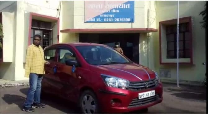 सड़क पर कार दौड़ा रहा था दिव्यांग, नजारा देख जबलपुर पुलिस हुई हैरान और फिर..