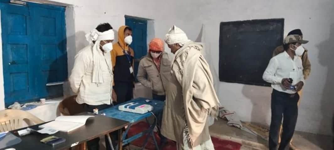 MP उपचुनाव : शाम 5:30 बजे तक 66.09% वोटिंग, कुछ जगह को छोड़कर शांतिपूर्ण मतदान