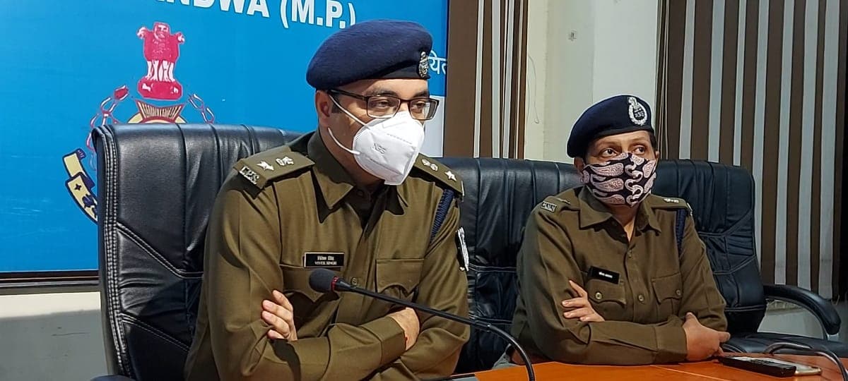 पुलिस ने किया हत्याकांड का खुलासा, बदले की आग में कर दी किसान की हत्या, चार आरोपी गिरफ्तार