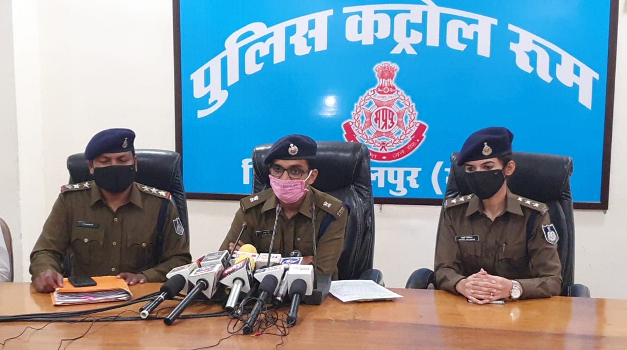 अंधे हत्याकांड का खुलासा, पत्नी से फोन पर करता था बात, पति ने गला दबाकर की हत्या