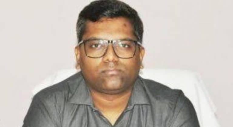 मुरैना कलेक्टर की बड़ी कार्रवाई – 4 अधिकारियों को नोटिस, वेतन काटने के भी निर्देश