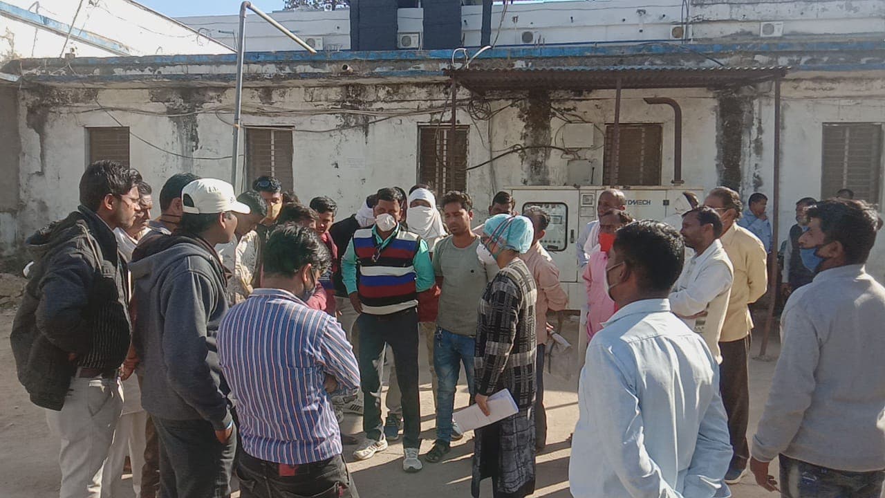 जमीनी विवाद में पंचायत सचिव की हत्या, हत्यारों की तलाश में जुटी पुलिस