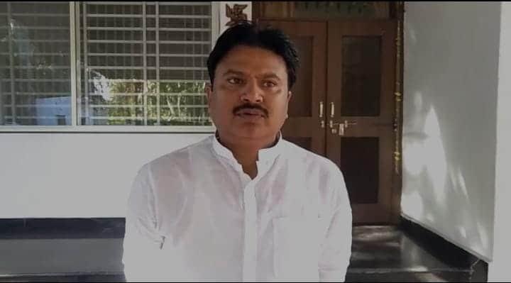 रेत का खूनी खेल: विधायक ने पुलिस पर लगाए गंभीर आरोप, सदन में उठेगा मामला