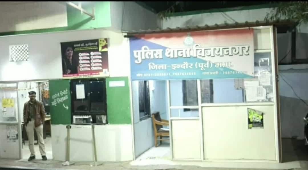Indore News : नाबालिग गिरोह का पर्दाफाश, मोबाइल लूटकर हो जाते थे फरार