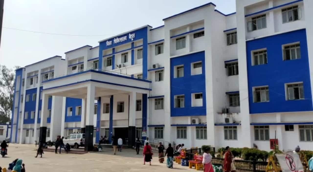 Betul: वैक्सीन के दो डोज के बावजूद संक्रमित हुए सिविल सर्जन, मचा हड़कंप