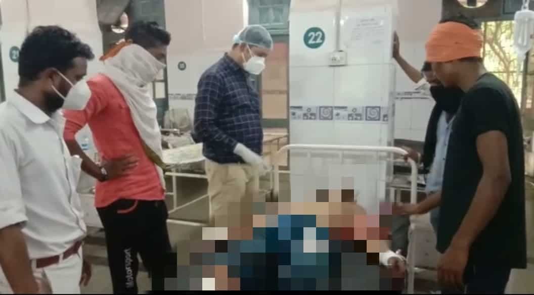 लवकुशनगर : युवक की बेरहमी से पिटाई, मरणासन्न होने तक पीटते रहे आरोपी