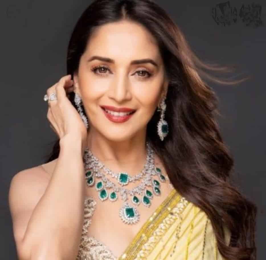 माधुरी दीक्षित ने ‘अजीब दास्तां’ पर दिए ऐसे एक्सप्रेशन कि फिदा हो गए फैन्स