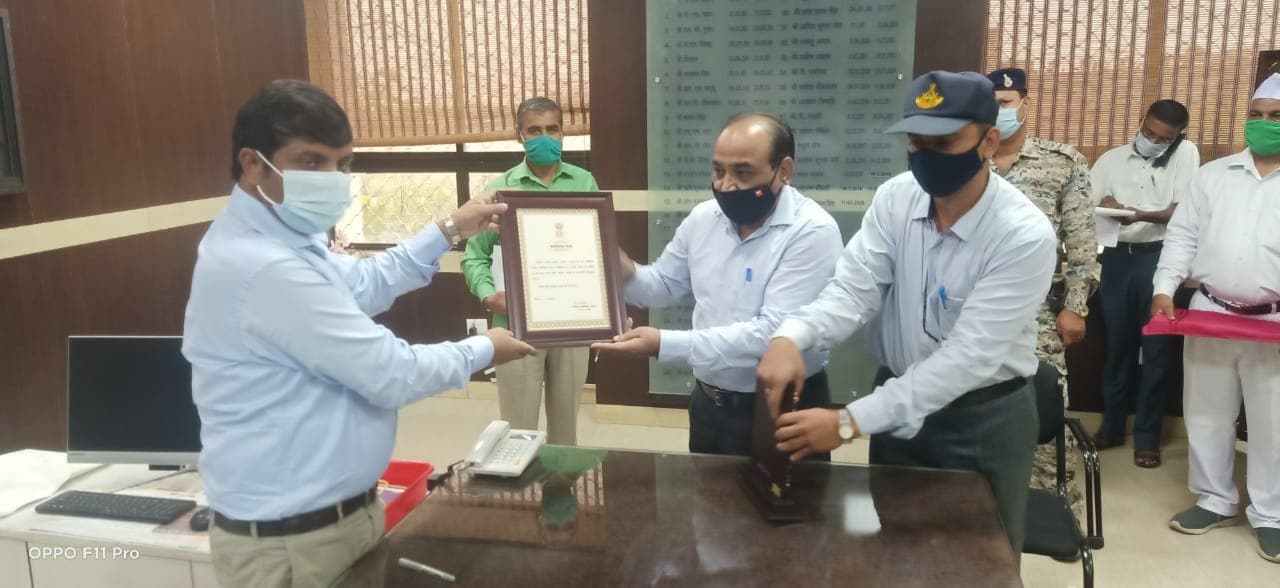 राज्यपाल ने MP के इस कलेक्टर को भेजा प्रशस्ति पत्र , ये है कारण
