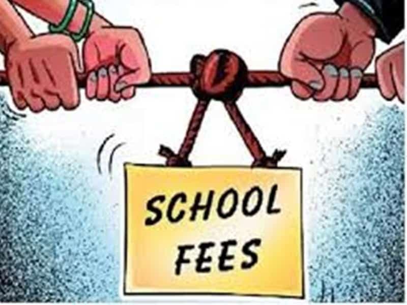 फीस वृद्धि को लेकर नागरिक उपभोक्ता मार्गदर्शक मंच ने दिया निजी स्कूल एसोसिएशन को नोटिस