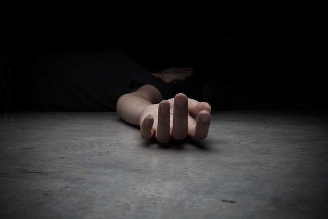 Chhatarpur: मोबाइल गेम ने फिर ली बच्चे की जान, सुसाइड नोट लिखकर मासूम ने किया Suicide