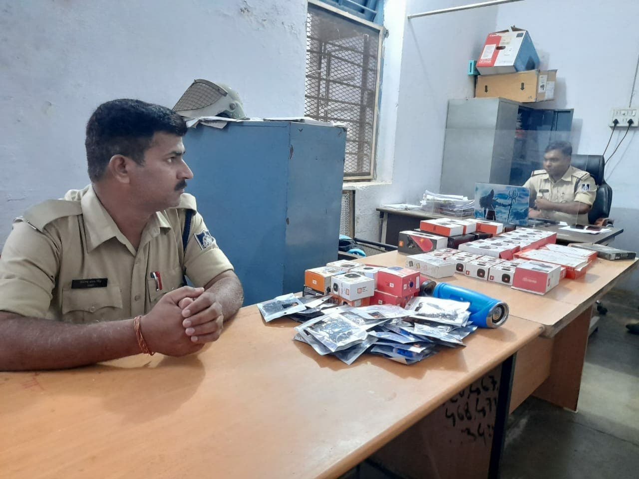 जबलपुर में फिर 5 फर्जी पत्रकार गिरफ्तार, महिला को ब्लैकमेल करने का मामला