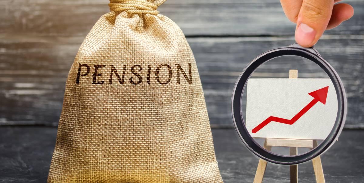 OPS Update: पुरानी पेंशन योजना पर अपडेट, कर्मचारियों ने की जल्द लागू करने की मांग, आंदोलन की चेतावनी, संसद घेराव की तैयारी