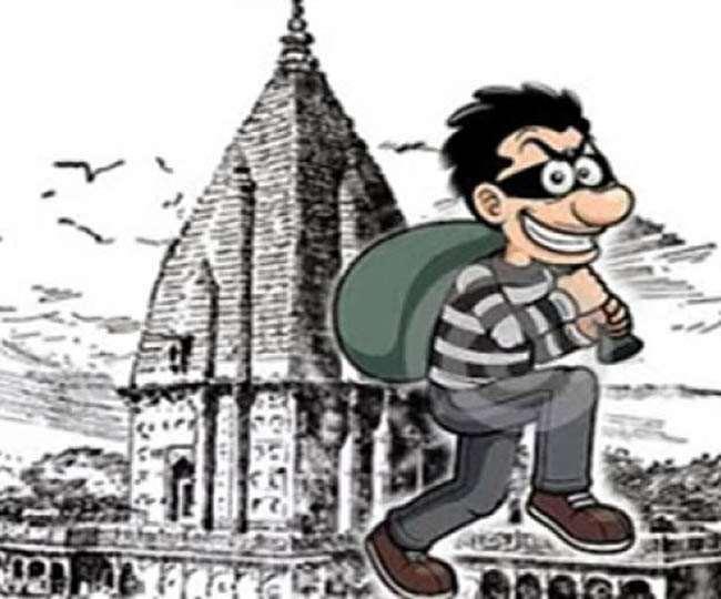 मंदिर पहुंचे चोर ने भगवान से मांगी माफी, फिर दानपेटी से 3 लाख चुराकर हुआ रफूचक्कर