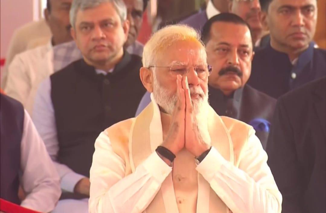 New Parliament Inauguration: PM Modi ने किया संसद भवन का उद्घाटन, स्पीकर की कुर्सी के पास स्थापित हुआ “सेंगोल”