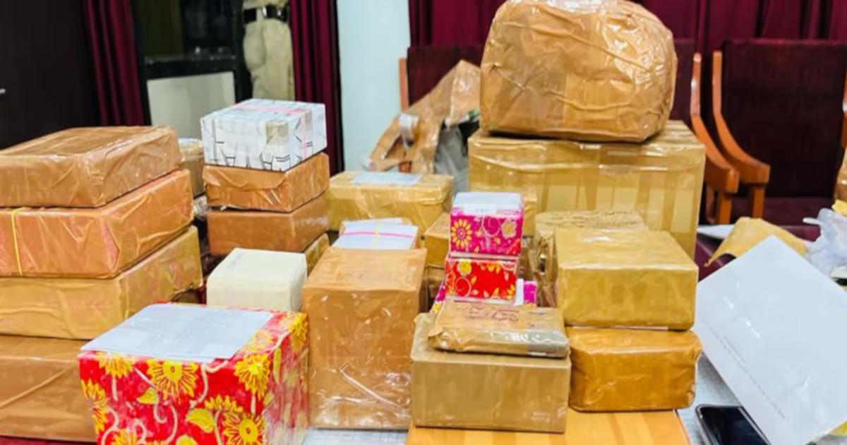 रतलाम पुलिस ने की बड़ी कार्रवाई, 8 करोड़ रुपए का सोना बरामद, दो युवक गिरफ्तार