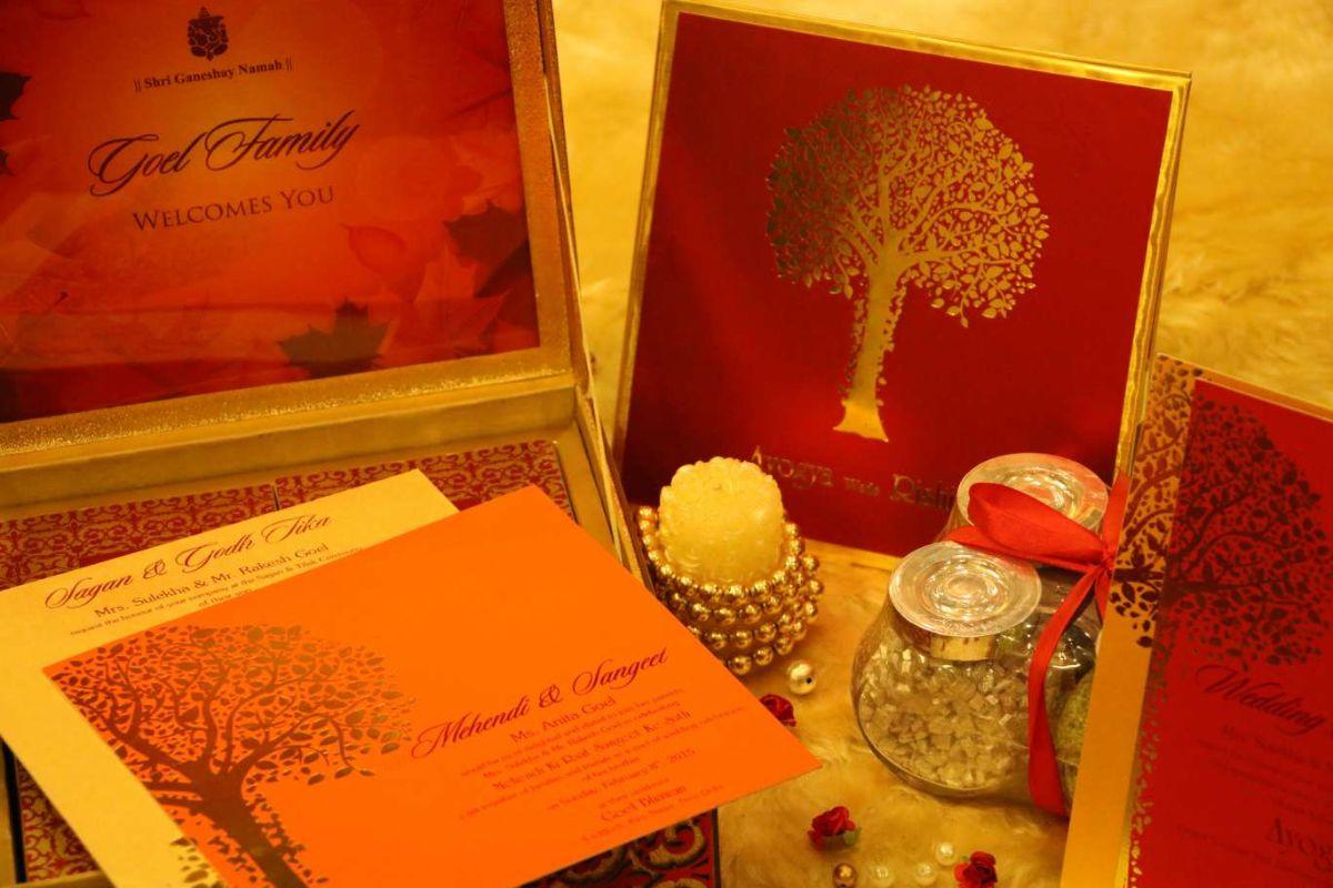 शादी का कार्ड छपवाते वक्त जरूर रखें वास्तु शास्त्र के इन नियमों का ध्यान, दांपत्य जीवन में आएगी खुशहाली