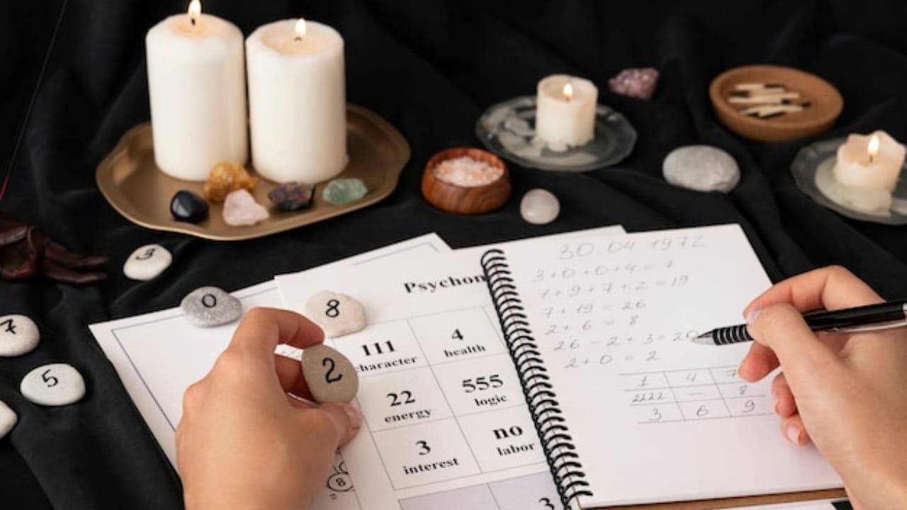पैसों में खेलते हैं इन 3 तारीखों में जन्में लोग, इन्हें रहती है प्यार की तलाश