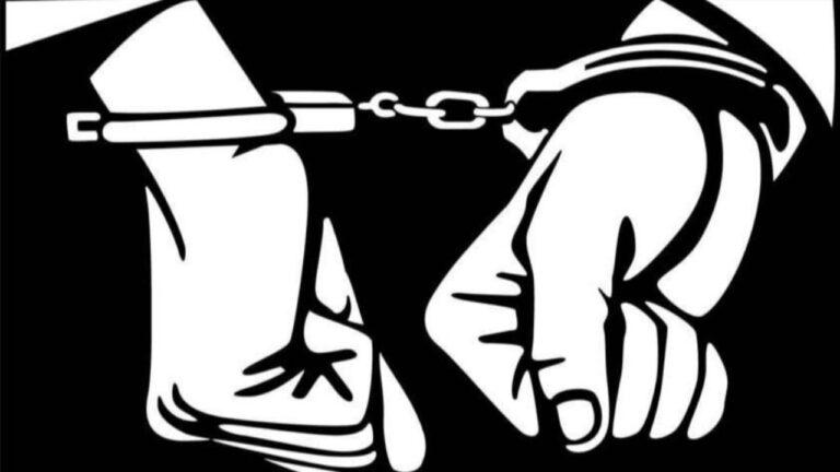 चोर ने मंदिर से चुराई लड्डू गोपाल की मूर्ति, भगवान ने ही दे दी सजा, पुलिस ने भेजा जेल