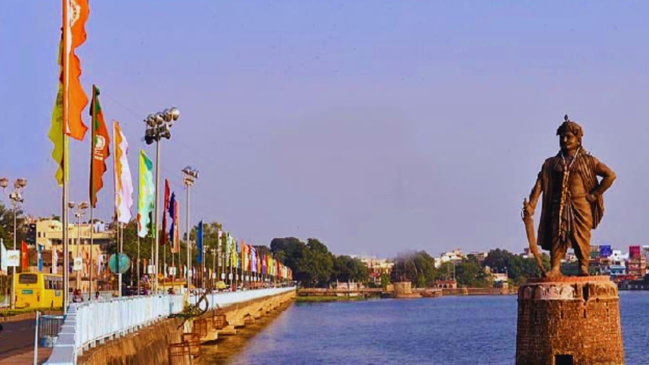 MP Tourism: कपल्स के लिए बेस्ट हैं भोपाल की ये 4 जगह, यहां पार्टनर संग बिताएं क्वालिटी टाइम