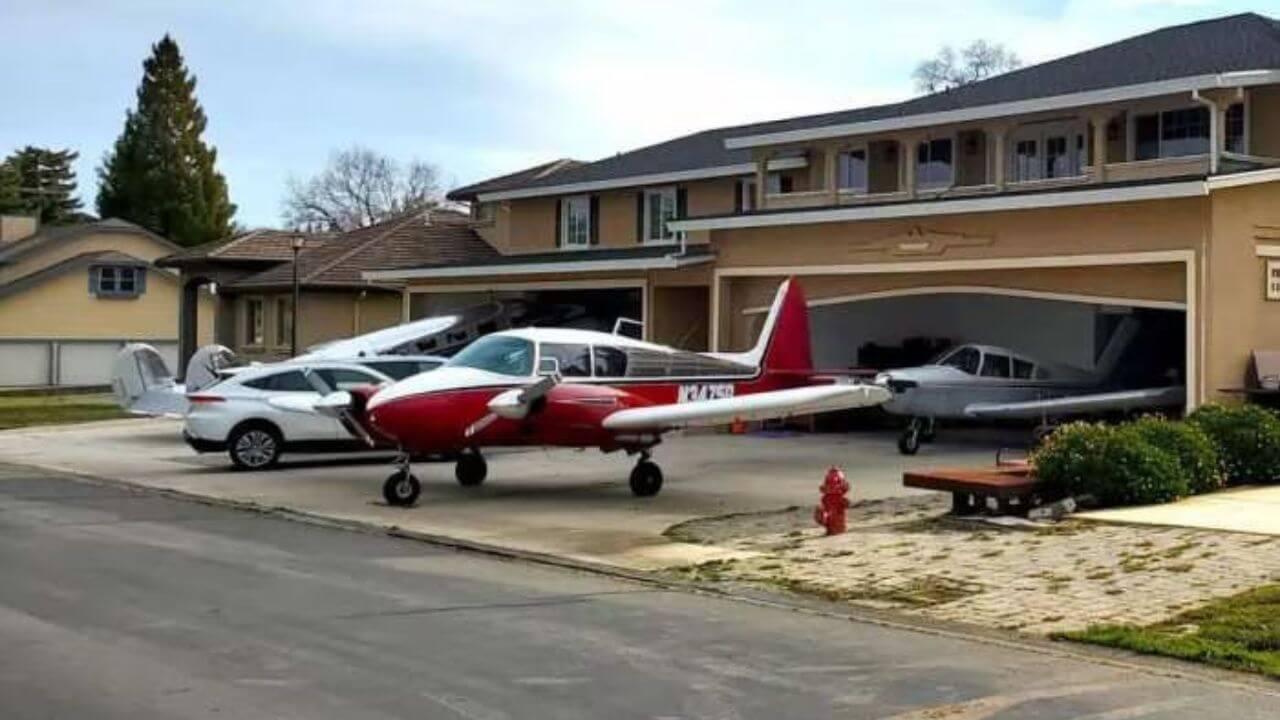 दुनिया का ऐसा गांव, जहां हर किसी के पास है प्राइवेट प्लेन