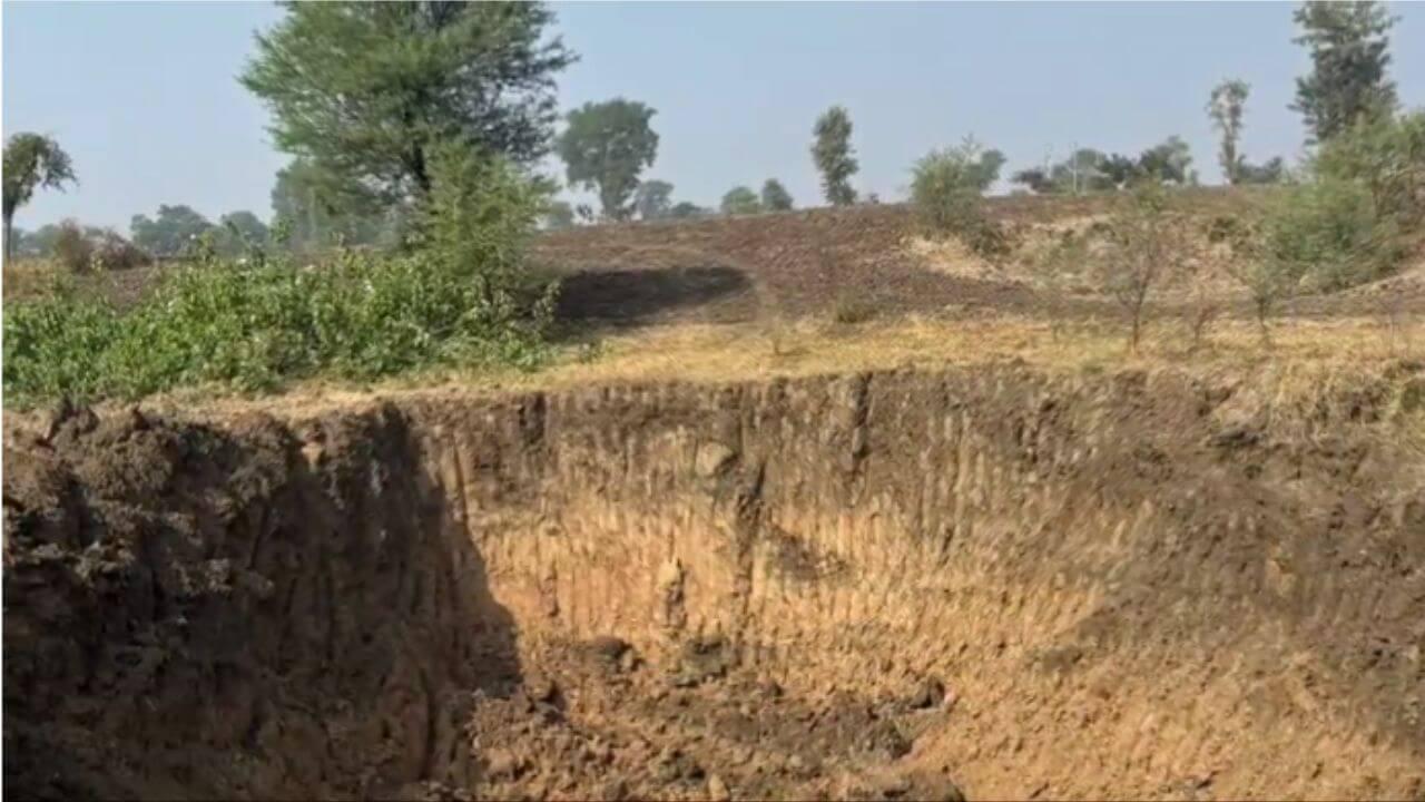 दमोह में चोरी की मुरूम से डाली जा रही थी रेलवे की तीसरी लाइन, खनिज विभाग ने लगाया 57 लाख का जुर्माना