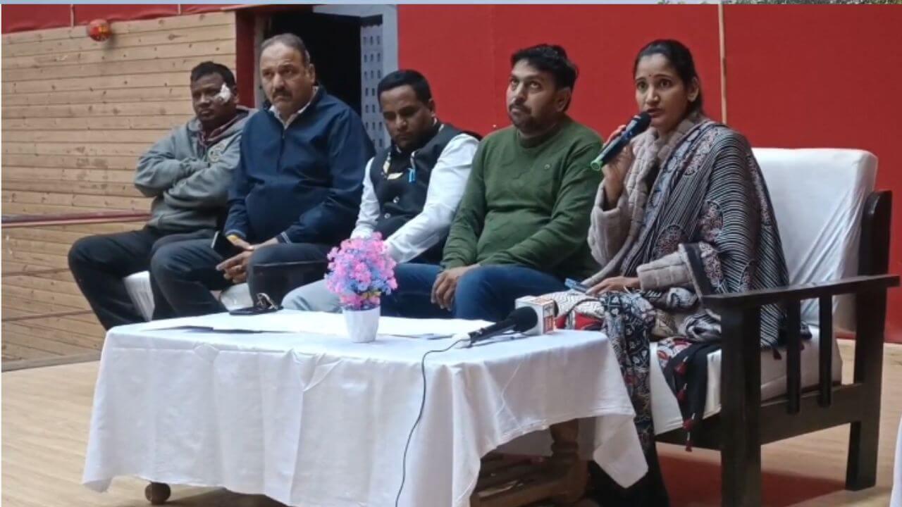 उपाध्यक्ष ने सरकारी जमीन बेचने के लिए आहूत किया विशेष सम्मेलन, नपा अध्यक्ष ने विरोध में खोला मोर्चा