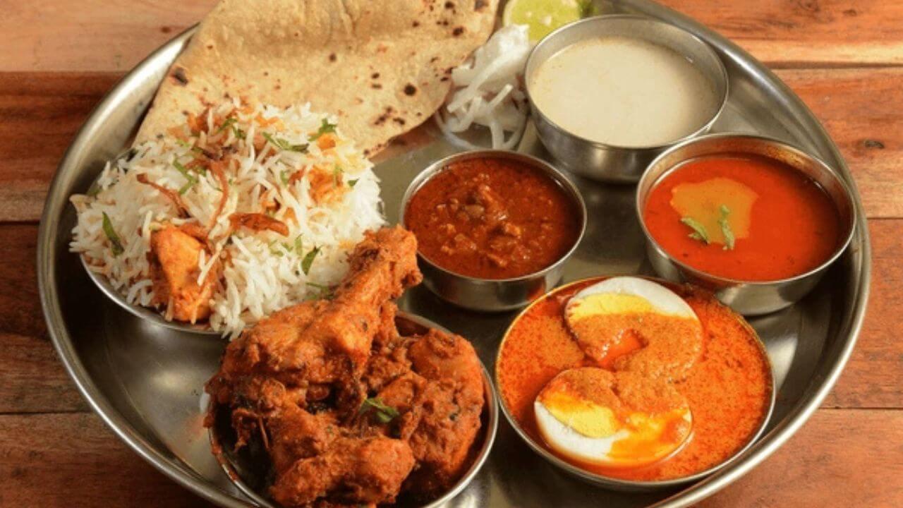 भारत का सबसे मांसाहारी राज्य, जहां नॉनवेज से होती है सुबह की शुरुआत, खाने की थाली से शाकाहारी खाना है गायब!