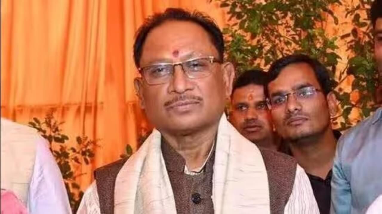 जनता इंतज़ार में, नेता विदेश की उड़ान में, कांग्रेस ने सीएम साय के दौरे को बताया ‘राजनीतिक सैर’