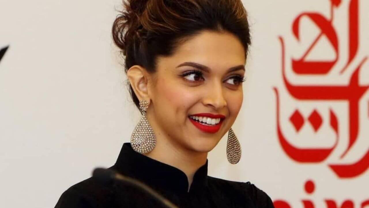 ब्लैक आउटफिट के साथ अप्लाई करें ये Lipstick Shades, मिलेगा गॉर्जियस लुक