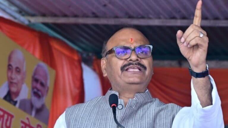 “अपनी ही नीतियों के जाल में फंसी सपा..” यूपी के उपमुख्यमंत्री ब्रजेश पाठक का बड़ा बयान, राहुल गांधी पर भी साधा निशाना