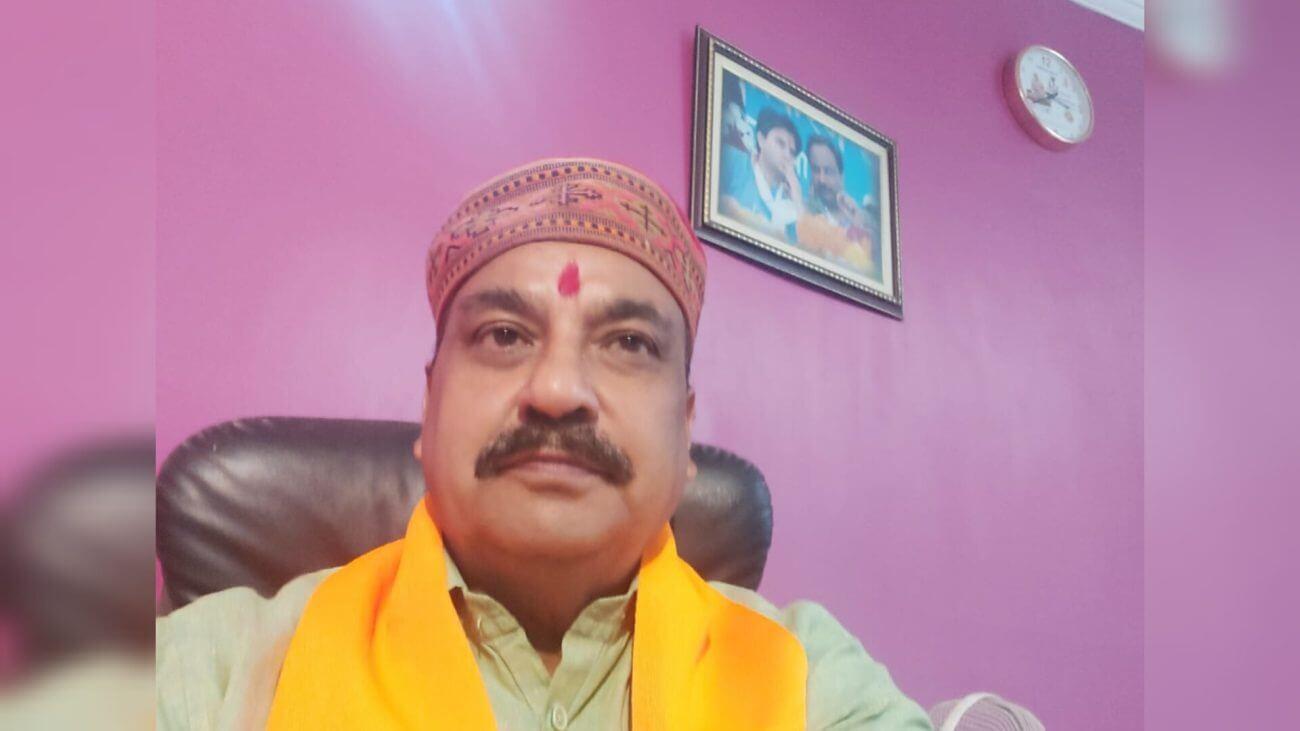 IAS संतोष वर्मा के बयान पर बवाल, BJP नेता डॉ. रमेश दुबे ने की NSA लगाने और बर्खास्तगी की मांग