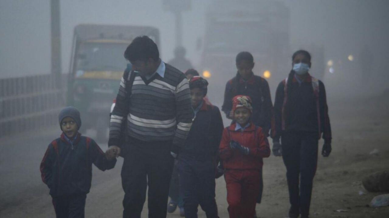 विद्यार्थियों छात्रों को राहत, सर्दी में यूनिफार्म के साथ स्वेटर पहनने को लेकर शिक्षा विभाग ने जारी किया ये आदेश