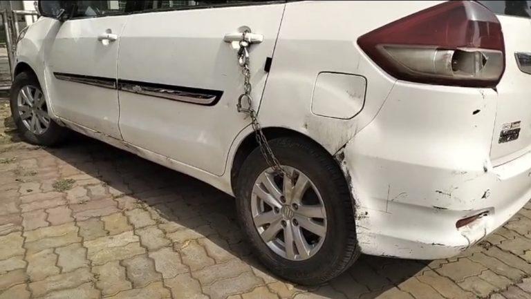 जबलपुर में पुलिस का ‘अजब’ कारनामा, शराबी ड्राइवर को छोड़ा, थाने में अर्टिगा कार को लगा दी हथकड़ी