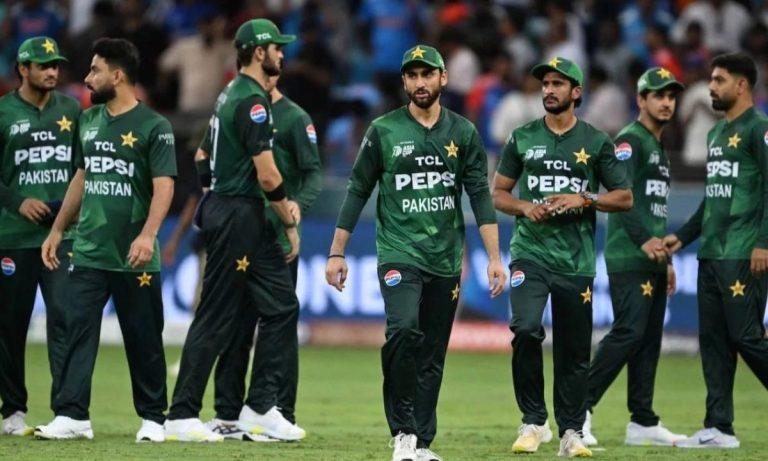 ICC टी20 विश्व कप 2026: पाकिस्तान ने 15 सदस्यीय टीम का किया ऐलान, 15 फरवरी को भारत से होगी भिड़ंत