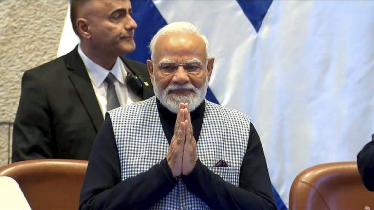 प्रधानमंत्री नरेंद्र मोदी ने इंस्टाग्राम पर 100 मिलियन फॉलोअर्स का बनाया विश्व रिकॉर्ड, जानें ग्लोबल अप्रूवल रेटिंग में भी कैसे ट्रंप को पीछे छोड़ा