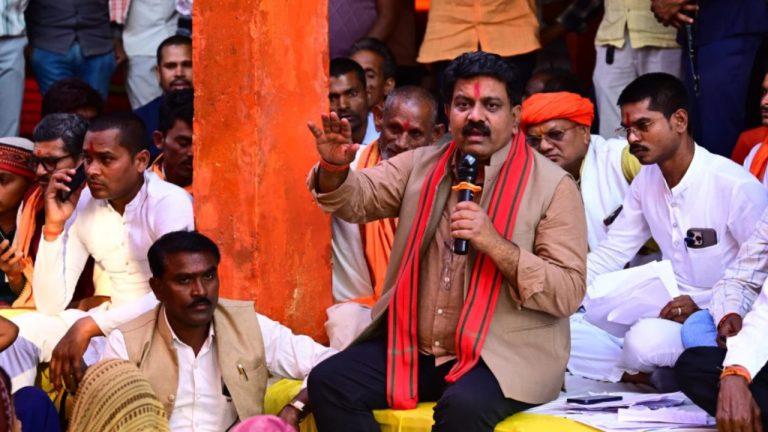 कवर्धा को विकास कार्यों की सौगात, उपमुख्यमंत्री विजय शर्मा ने 12.63 करोड़ की तीन सड़कों का किया भूमिपूजन, कई गांवों का आवागमन होगा सुगम