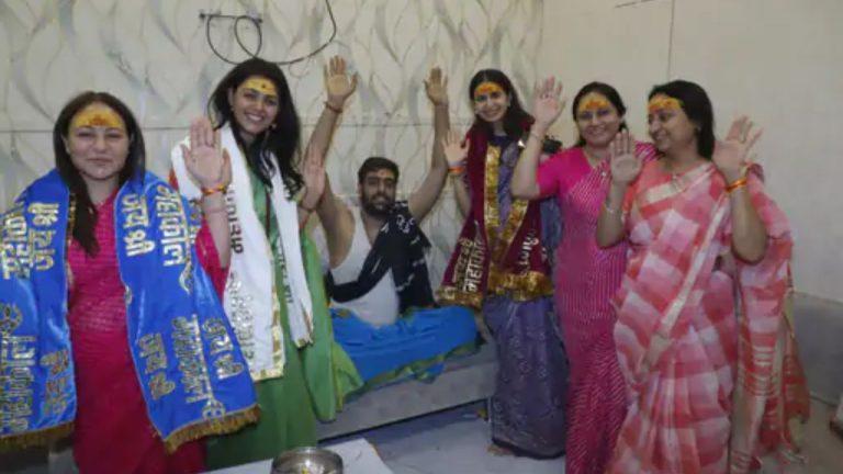 महाकाल के दरबार में ‘केरला स्टोरी-2’ की एक्ट्रेस! उल्का गुप्ता-किंजल दवे समेत कई सितारों ने किए दर्शन