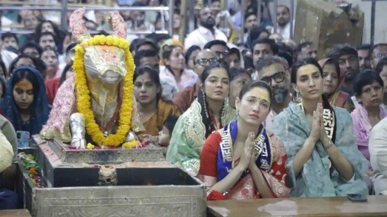 महाकाल मंदिर पहुंची एक्ट्रेस तमन्ना भाटिया, भस्म आरती में बाबा की भक्ति में डूबी आईं नजर