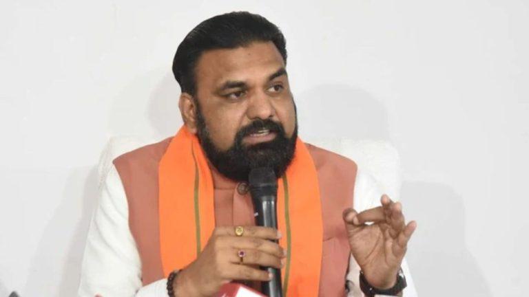 सम्राट चौधरी के ‘हरा गमछा’ वाले बयान पर RJD का पलटवार, कहा – ‘आम जनता की वास्तविक समस्याओं पर ध्यान दें’