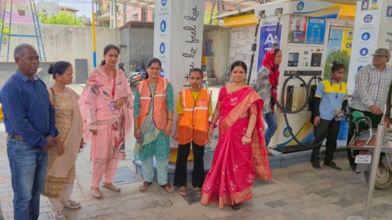 ग्वालियर शक्ति दीदी अभियान: कलेक्टर ने आज 6 महिलाओं को बनाया “शक्ति दीदी”, अब तक 118 महिलाएं हुईं आत्मनिर्भर