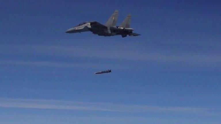 भारत की रक्षा क्षेत्र में बड़ी छलांग, DRDO-वायुसेना ने मिलकर किया रुद्रम-II मिसाइल का सफल परीक्षण, राजनाथ सिंह ने दी बधाई