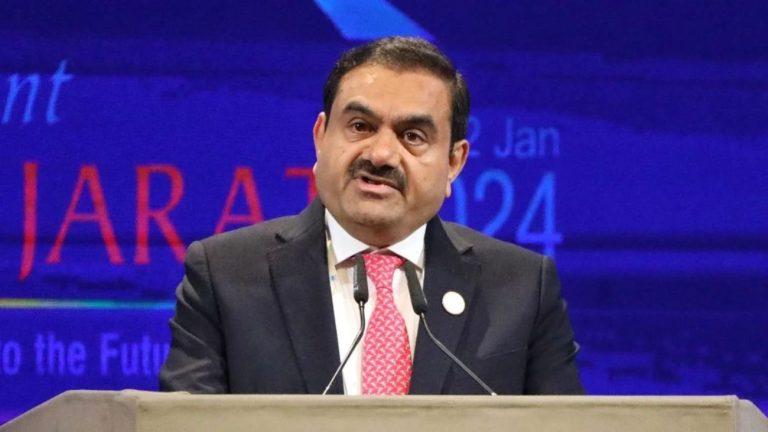 एक महीने बाद गौतम अडानी फिर बने एशिया के सबसे अमीर व्यक्ति, US कोर्ट से क्लीन चिट के बाद संपत्ति में हुआ भारी इजाफा