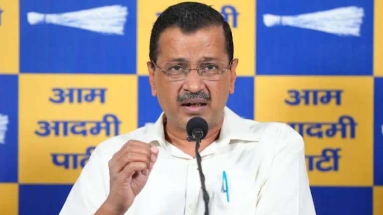 राम मंदिर चढ़ावा चोरी मामले में अरविंद केजरीवाल ने केंद्र सरकार पर की सवालों की बौछार, पूछा- चंपत राय को अब तक हटाया क्यों नहीं गया?